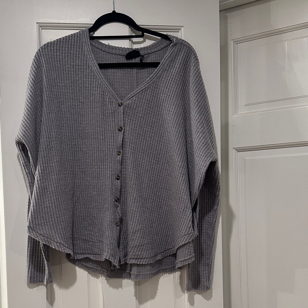 Free People Gray V-Neck Button-Up Shirt